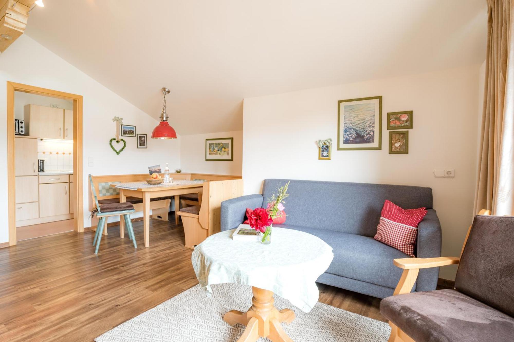 Allgaeu Residenz - Mit Fruehstueck & Sauna * Fischen im Allgaeu